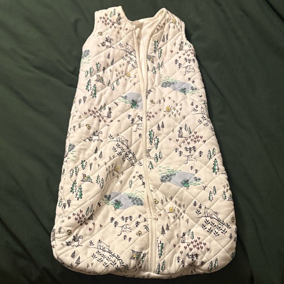 Hanna Andersson Other - Hanna Andersson Cream Quilted Sleep Sack with Forest Design